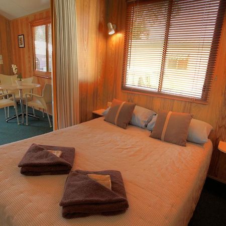 Top Of The Town Tourist Park Stanthorpe Hotel ภายนอก รูปภาพ